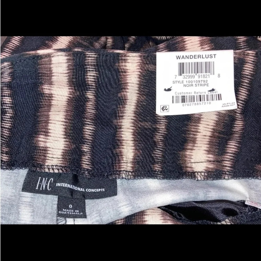 INC International Concepts Inc Tribal Print Capri Cropped Pants Women’s 0 New - Picture 9 of 10